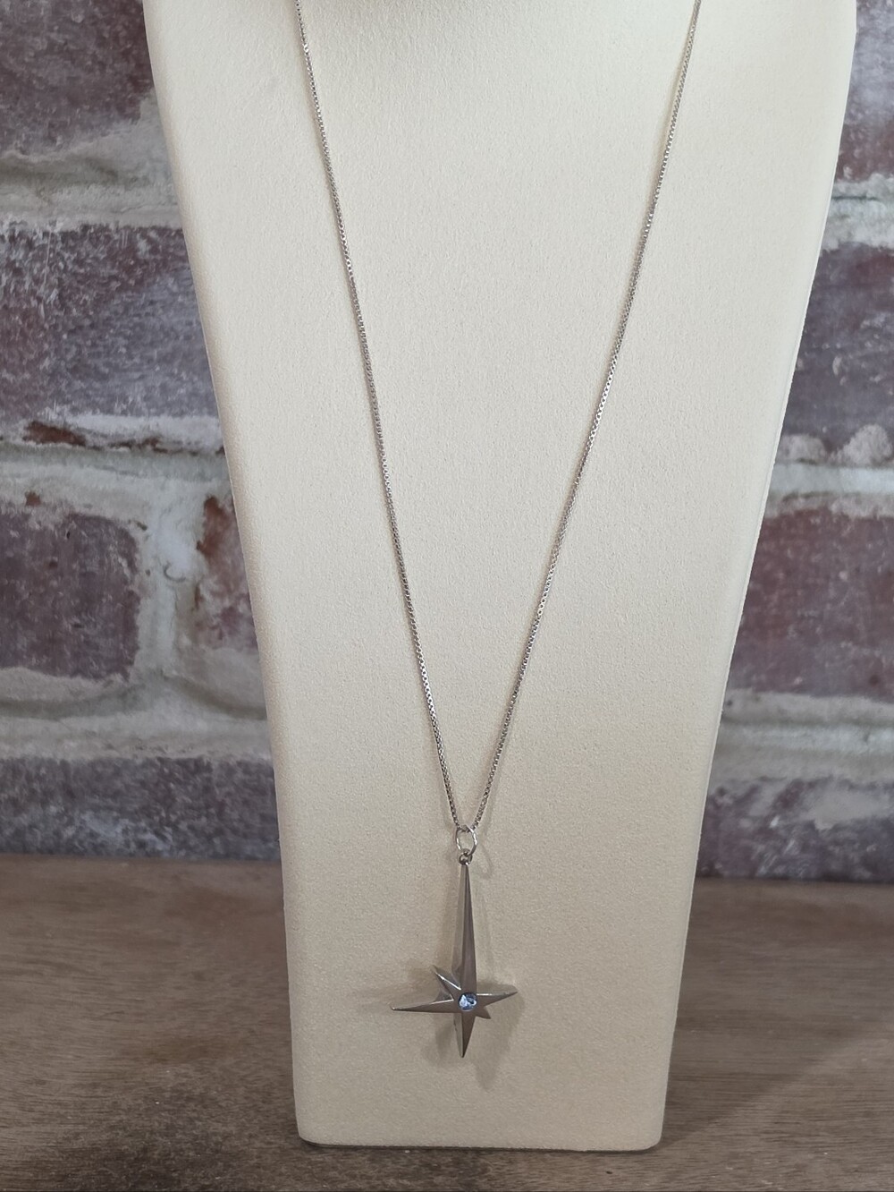 Vintage Thierry Mugler Silver-tone Star Pendant Necklace